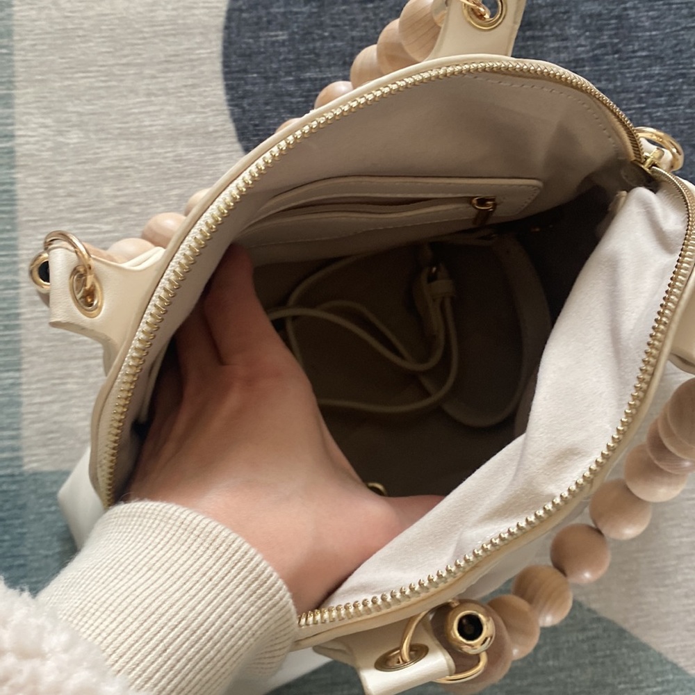 Beaded handle purse - Picture 2 of 3